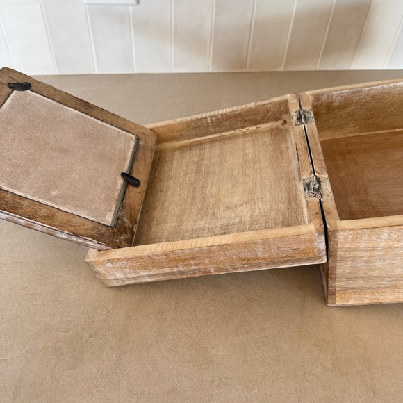 Anthropologie Whitewashed Mango Wood Jewelry/Makeup Box with Mirror and Drawer - Picture 8 of 10